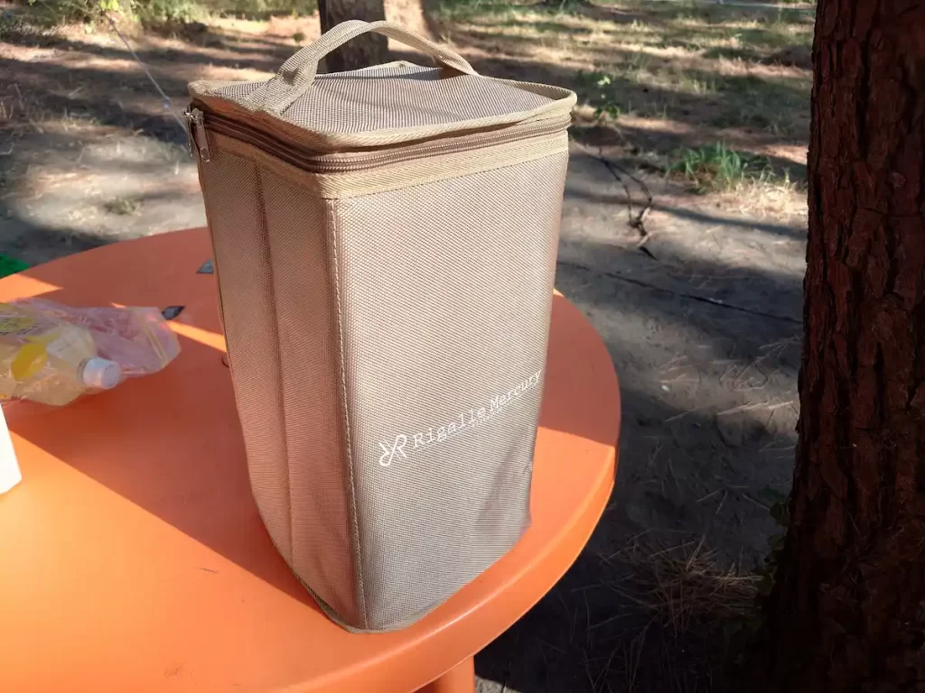 DIETZ 90のランタンケース。持ち手付きでガラスを保護